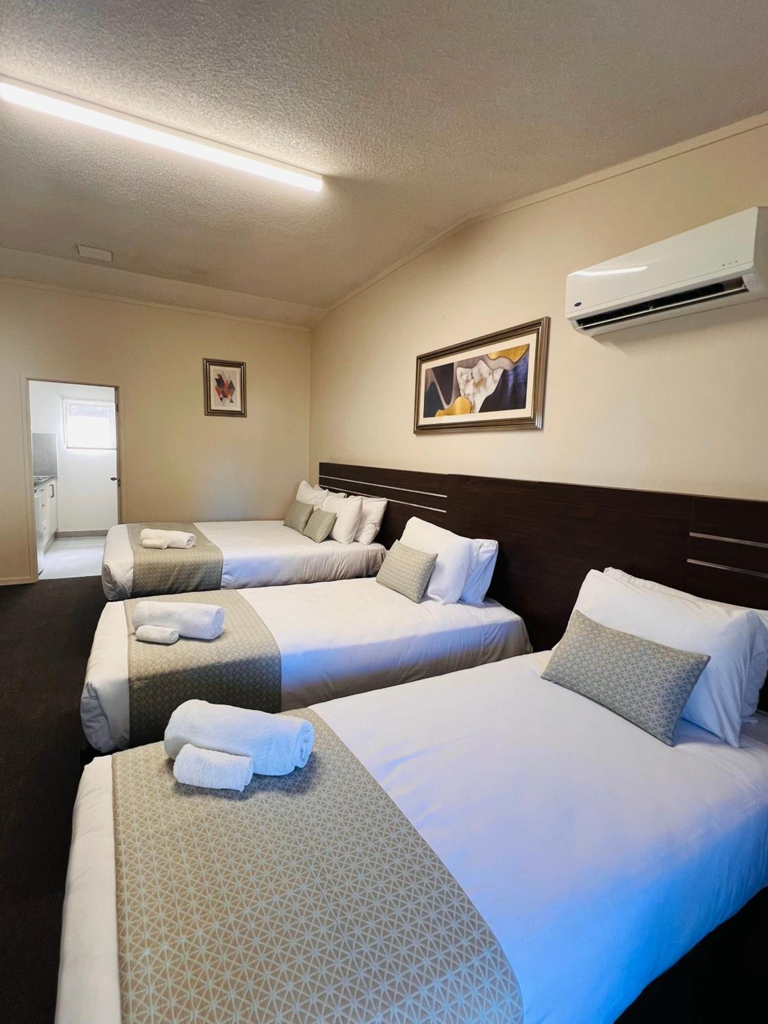 Auckland Airport Kiwi Motel Exterior photo
